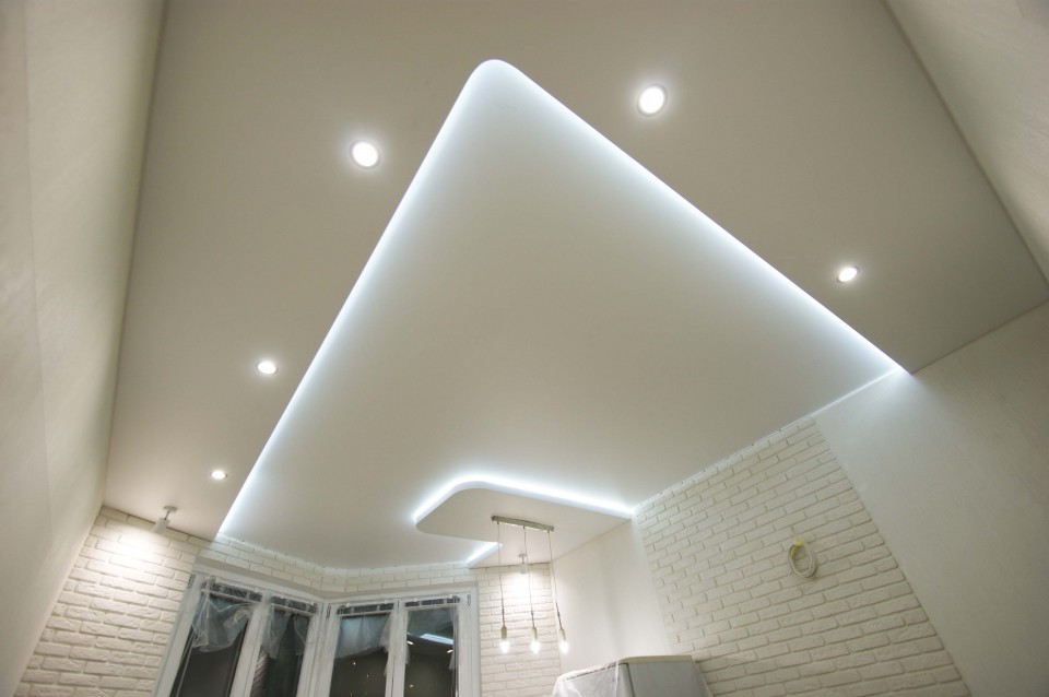 Заказать парящие натяжные потолки в г. Олонец